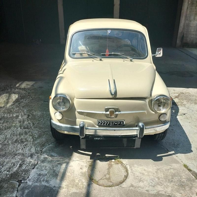 Usata Fiat 600D 1960 Bianco Berlina