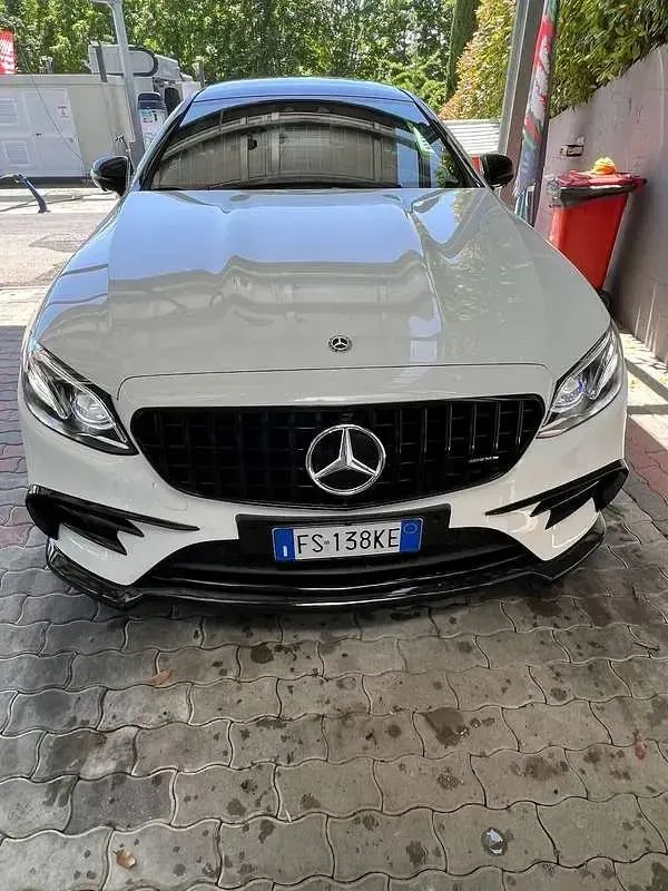 Usata Mercedes E220 Premium Plus 194 CV (142 kW) 2018 Coupé