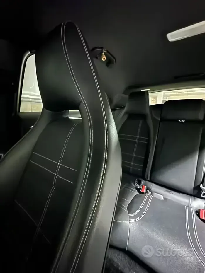 Usata Mercedes A160 90 CV (66 kW) 2015 Bianco Berlina
