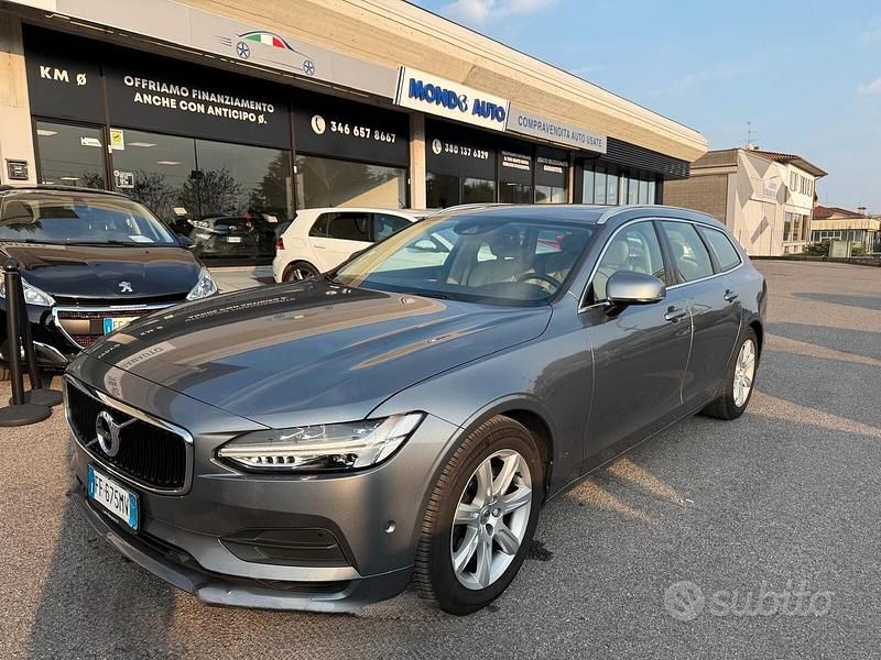 Usata Volvo V90 Momentum 190 CV (139 kW) 2016 Other Station wagon