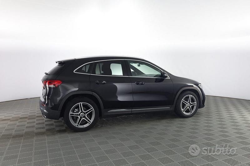 Usata Mercedes GLA180 Premium 116 CV (85 kW) 2020 Nero SUV