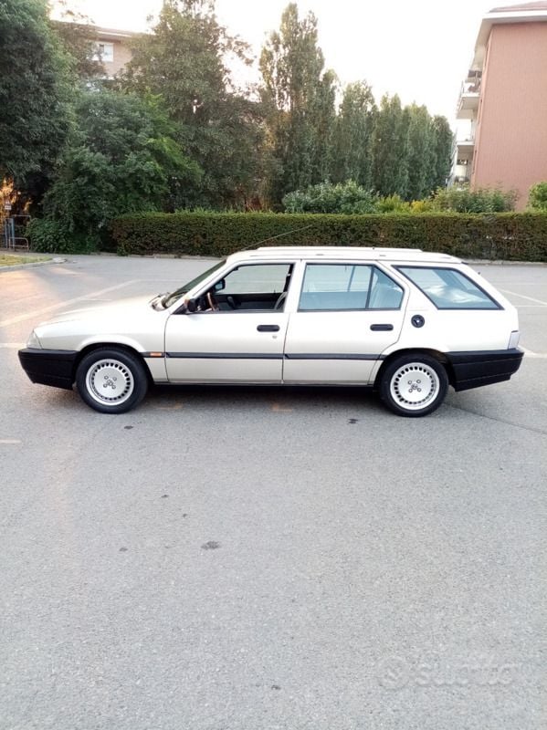 Usata Alfa Romeo 33 90 CV (66 kW) 1991 Grigio Station wagon