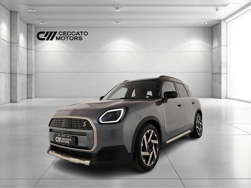 Usata Mini Cooper S Countryman Favoured 230 kW (313 CV) 2025 Smokey green SUV
