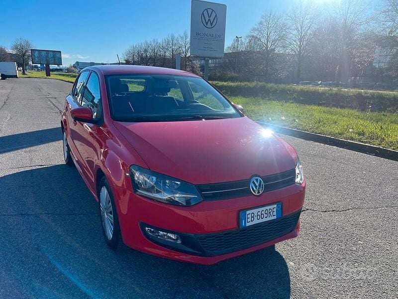 Usata VW Polo Comfortline 75 CV (55 kW) 2010 Rosso Utilitaria