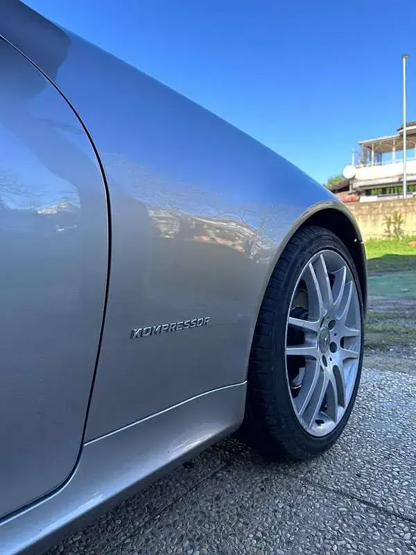 Usata Mercedes SLK200 163 CV (119 kW) 2005 Cabrio