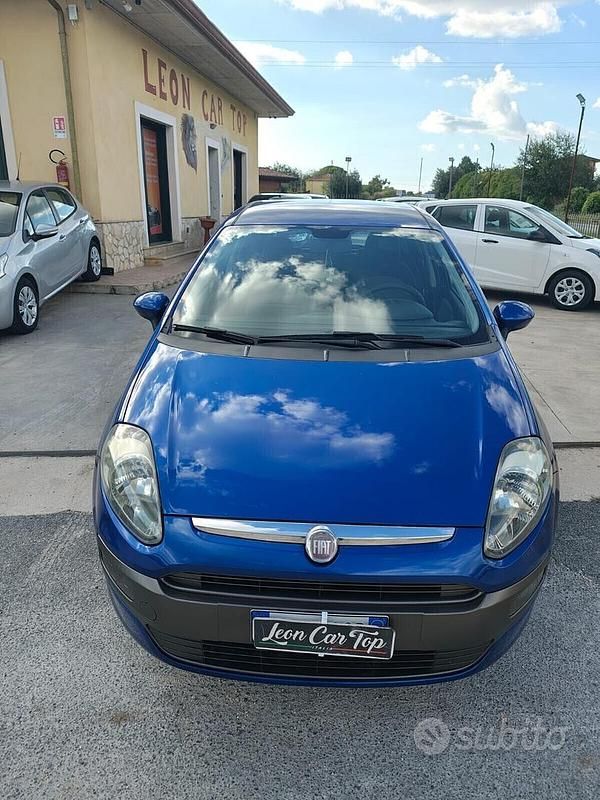 Blu Usata 2011 Fiat Punto Evo Dynamic Due volumi | 3500 € (Ottimo prezzo) - Immagine 1/4