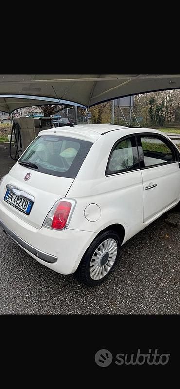 Usata Fiat 500 Lounge 69 CV (50 kW) 2008 Bianco Utilitaria