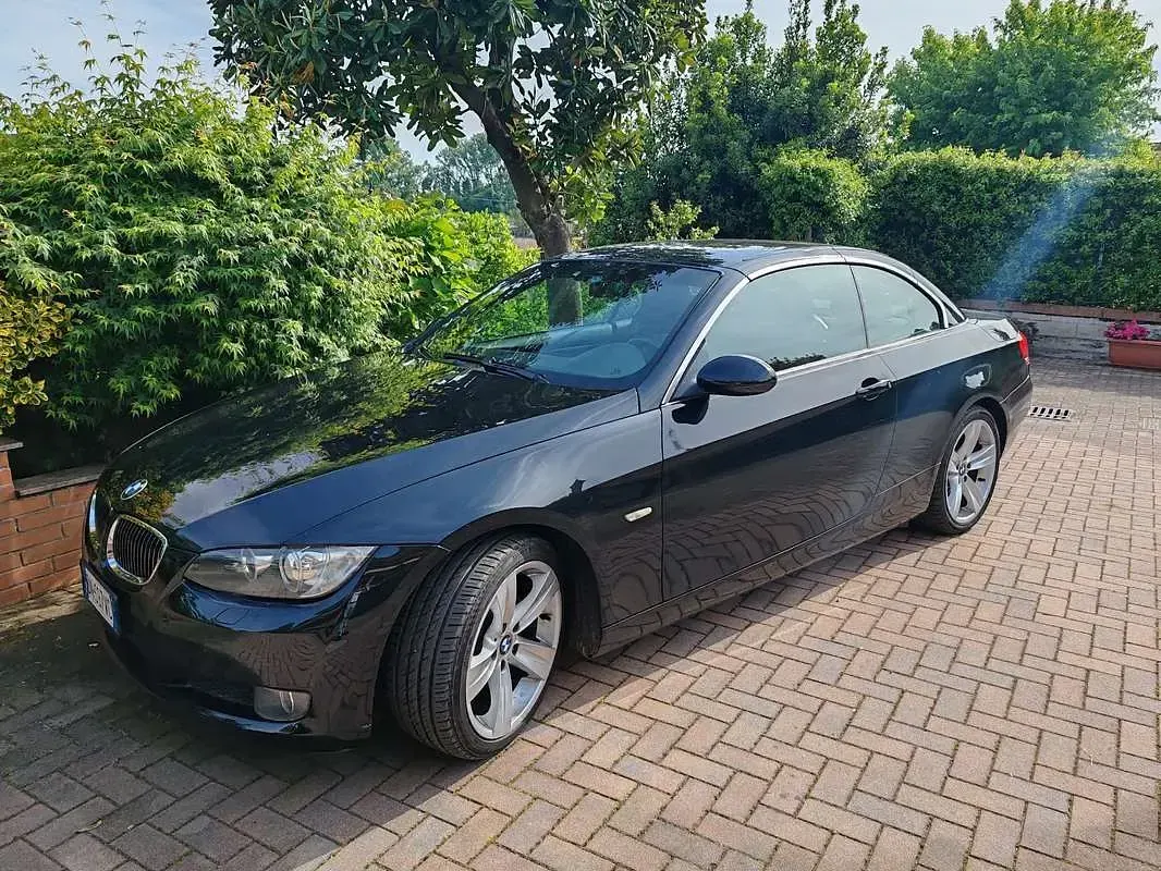 Usata BMW 325 216 CV (158 kW) 2008 Cabrio