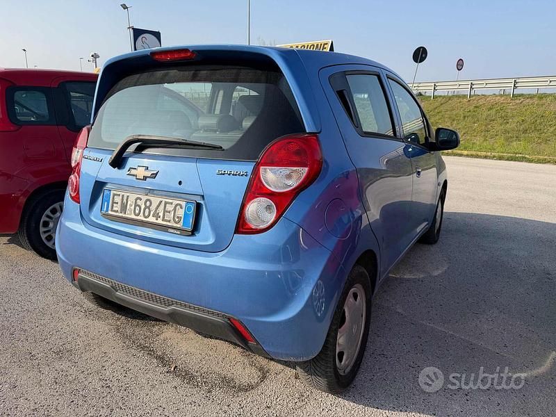 Usata Chevrolet Spark LS 68 CV (50 kW) 2014 Blu Utilitaria