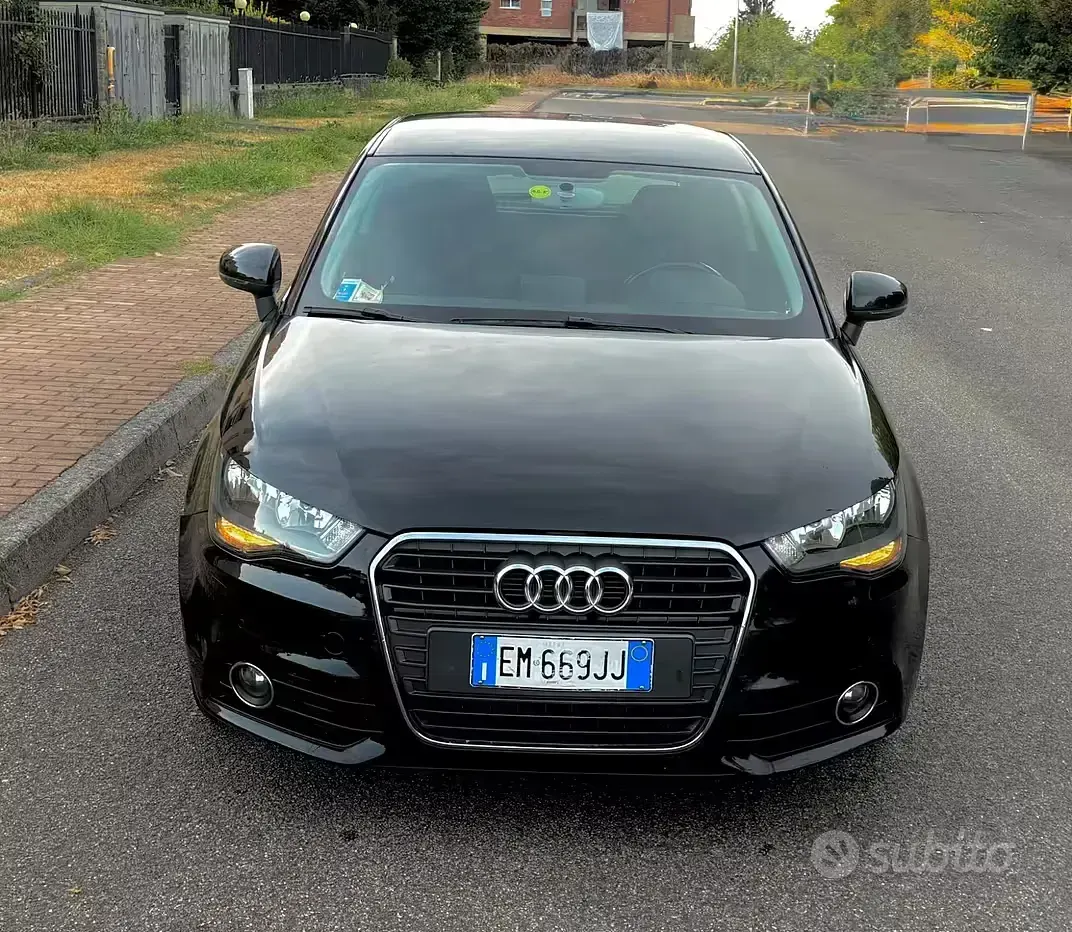 Usata Audi A1 Admired 105 CV (77 kW) 2012 Nero Utilitaria