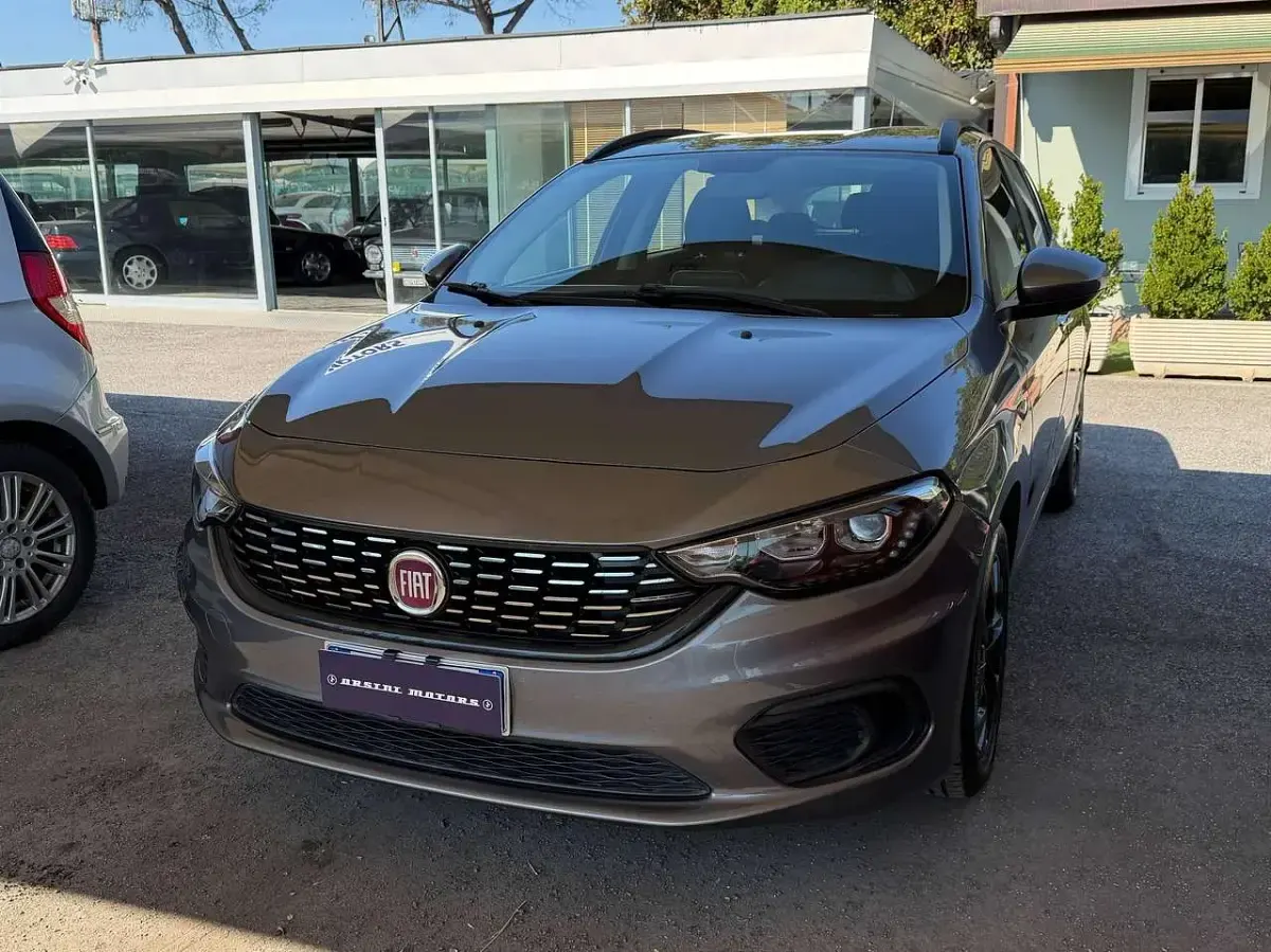 Usata Fiat Tipo Business 95 CV (69 kW) 2019 Grigio Station wagon