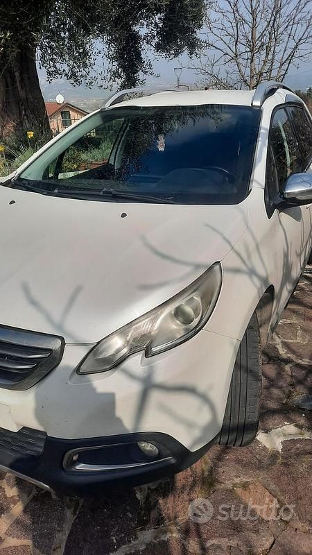 Usata Peugeot 2008 Allure 2016 Bianco SUV