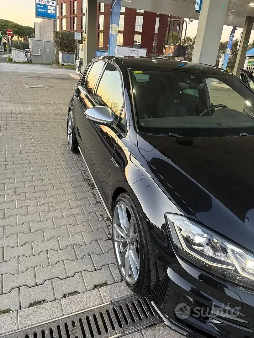 Usata VW Golf VII R 300 CV (220 kW) 2020 Nero Berlina