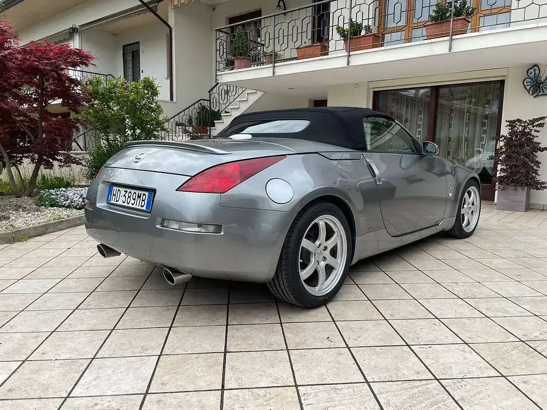 Usata Nissan 350Z 280 CV (205 kW) 2006 Grigio Cabrio