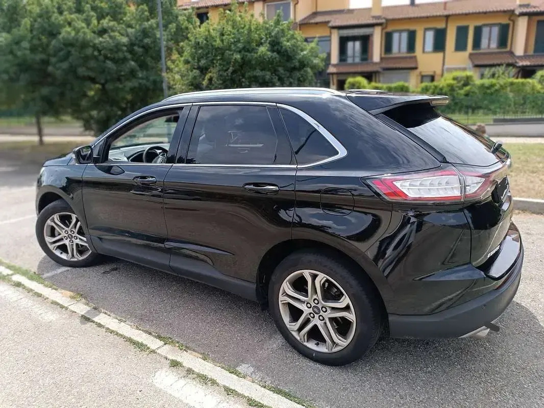 Usata Ford Edge Titanium S 209 CV (153 kW) 2017 Nero SUV