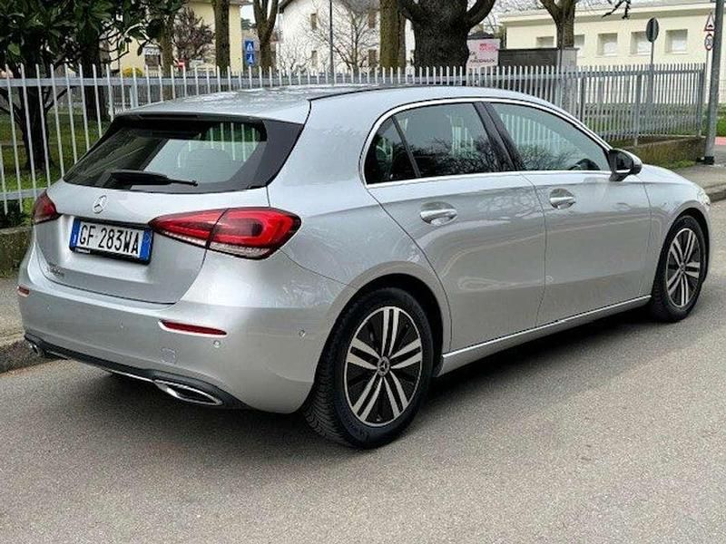 Usata Mercedes A200 150 CV (110 kW) 2021 Argento Berlina