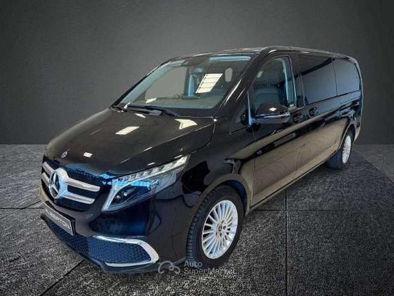 Nero Usata 2024 Mercedes V200 Premium Monovolume | 70.000 € - Immagine 1/4
