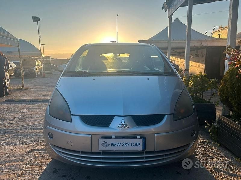 Usata Mitsubishi Colt 95 CV (69 kW) 2008 Grigio Berlina