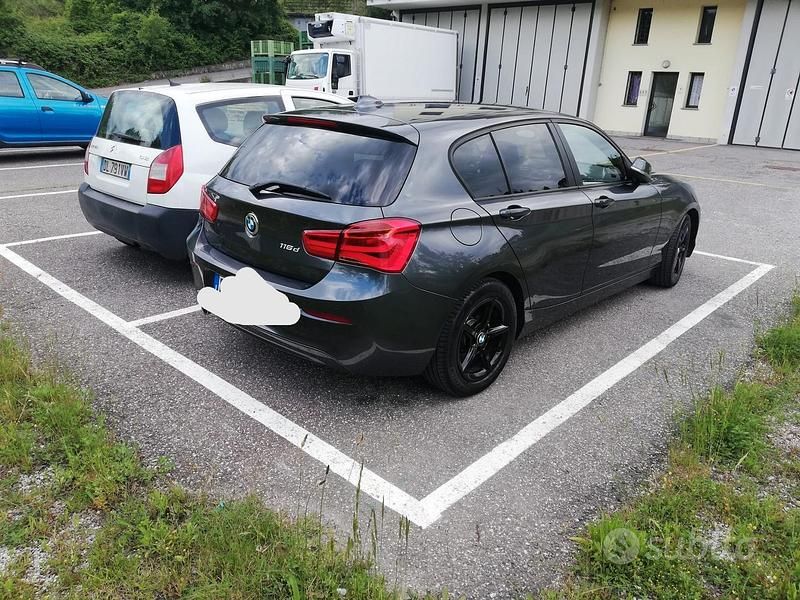 Usata BMW 116 Efficient Dynamics 2016 Grigio Utilitaria