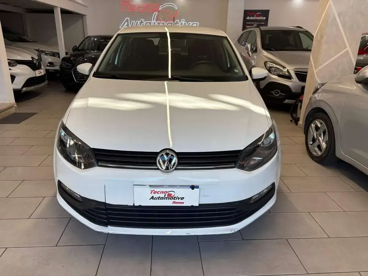 Usata VW Polo Trendline 60 CV (44 kW) 2016 Bianco puro Berlina