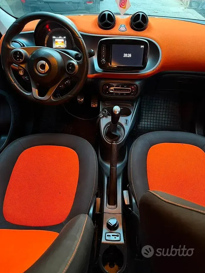 Usata Smart ForFour 71 CV (52 kW) 2016 Grigio Utilitaria