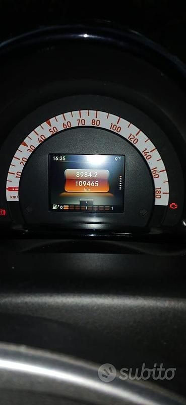 Usata Smart ForFour 2017 Nero Utilitaria