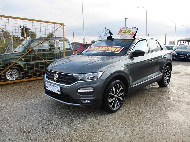 Usata VW T-Roc 115 CV (84 kW) 2018 Grigio SUV