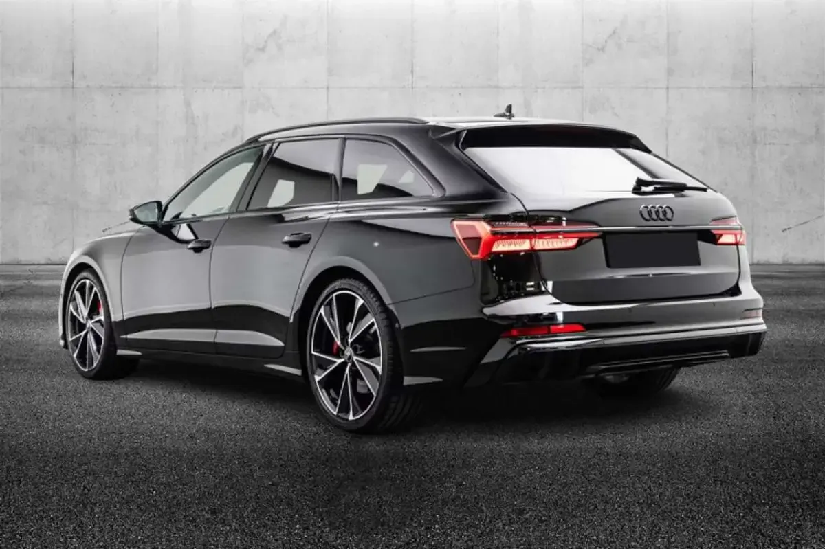 Usata Audi S6 344 CV (253 kW) 2024 Nero Station wagon