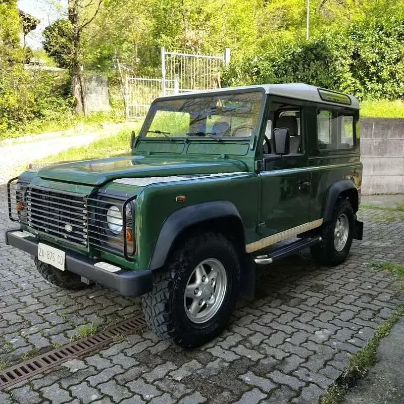 Usata Land Rover Defender 122 CV (89 kW) 2000 SUV
