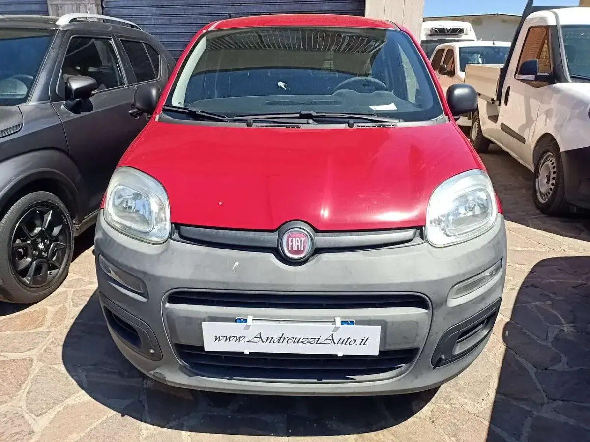 Usata Fiat Panda 75 CV (55 kW) 2015 Rosso Utilitaria