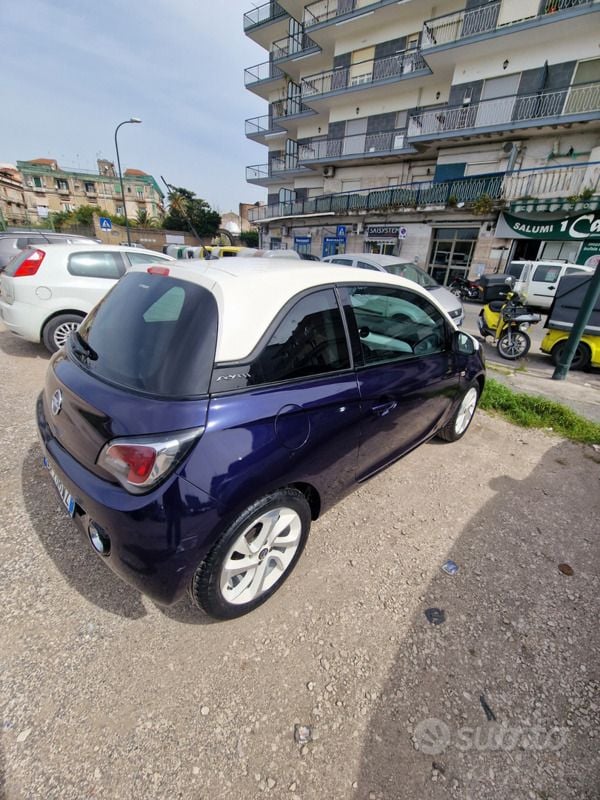 Usata Opel Adam 69 CV (50 kW) 2015 Blu Utilitaria