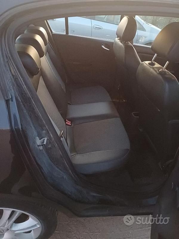 Usata Opel Corsa 90 CV (66 kW) 2007 Nero Utilitaria