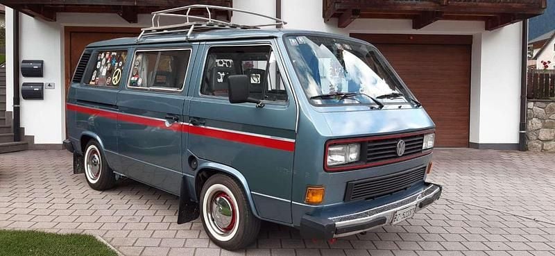 Usata VW Caravelle 69 CV (50 kW) 1990 Blu/azzurro Furgone
