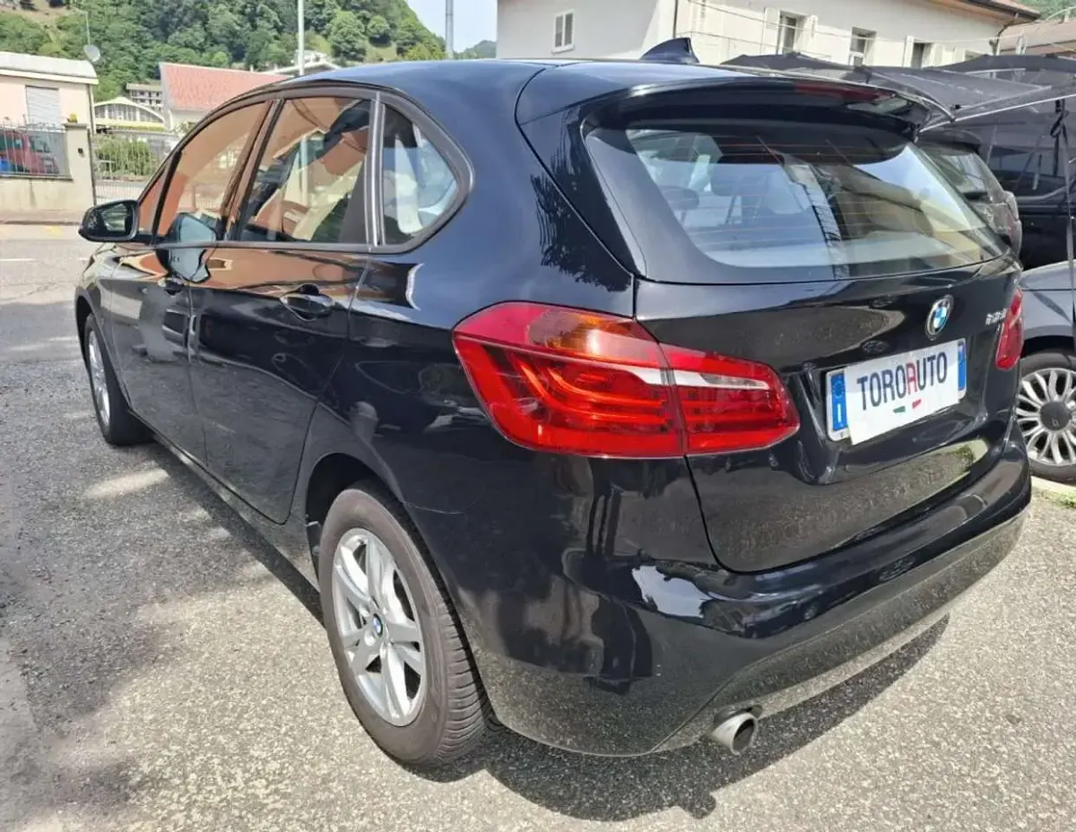 Usata BMW 216 Active Tourer Luxury Line 116 CV (85 kW) 2015 Nero Monovolume