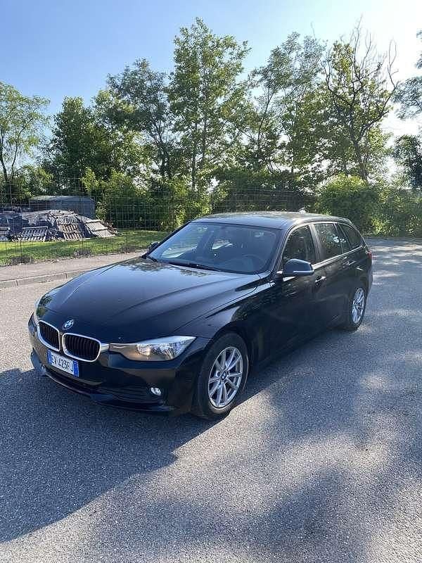 Usata BMW 318 Sport Line 143 CV (105 kW) 2014 Station wagon