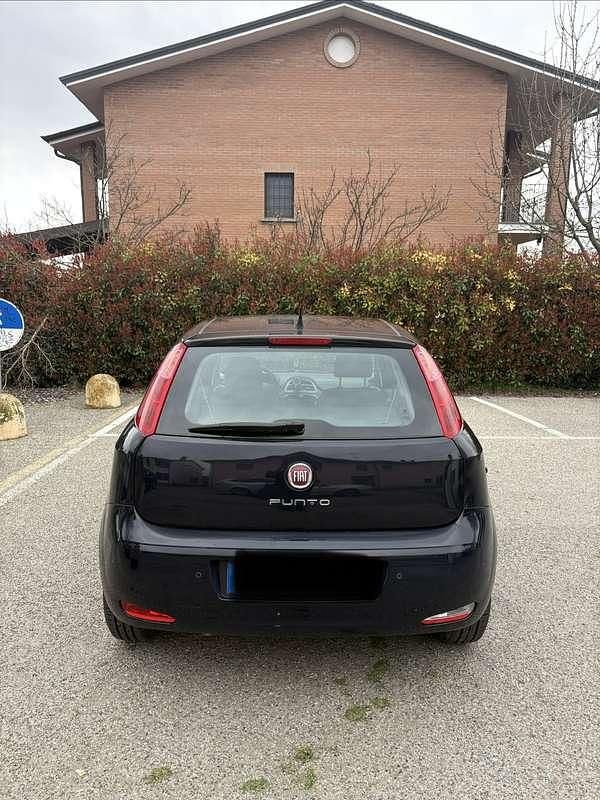 Usata Fiat Punto Street 95 CV (69 kW) 2016 Blu Utilitaria