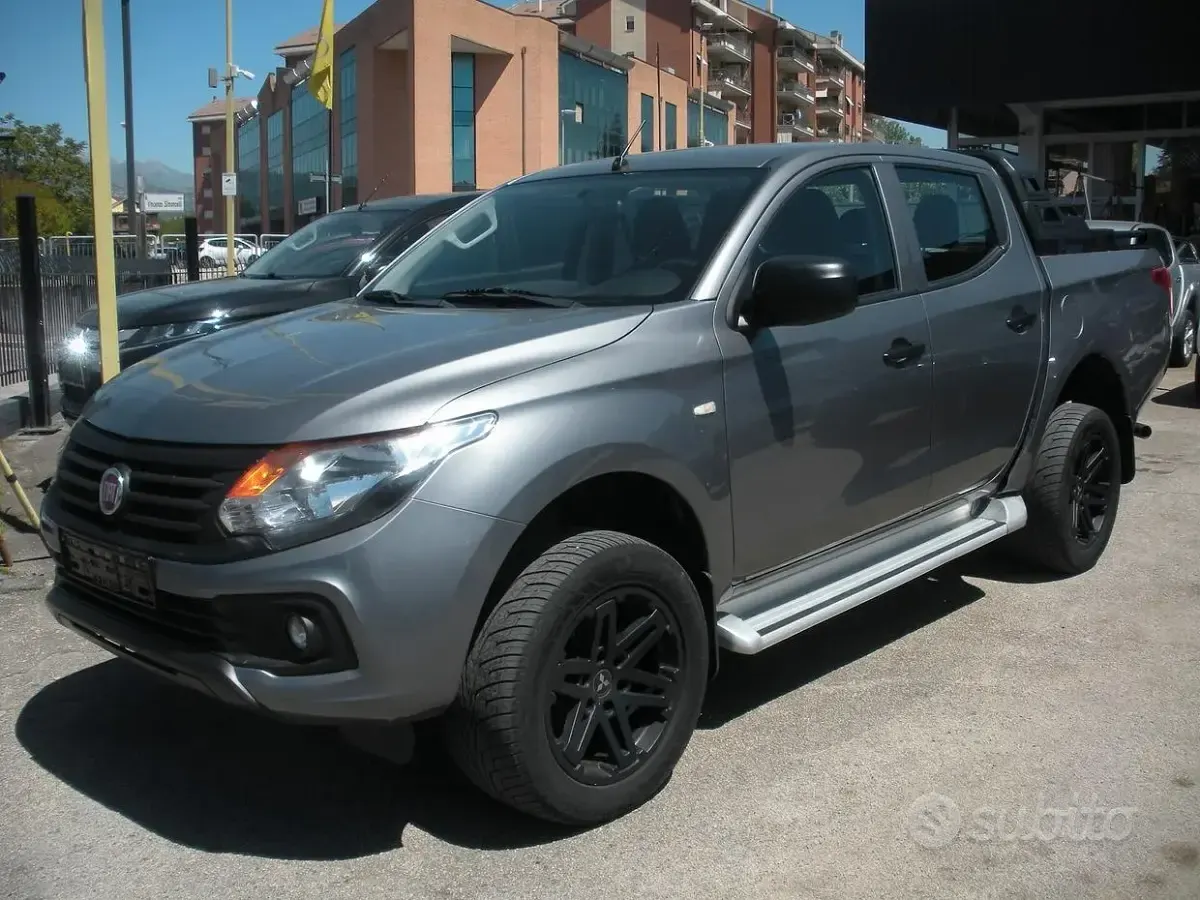 Usata Fiat Fullback 154 CV (113 kW) 2019 Grigio Pick-up