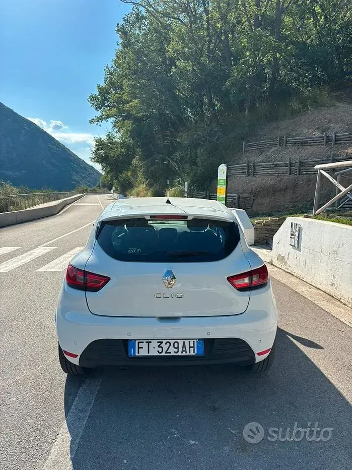 Usata Renault Clio 90 CV (66 kW) 2018 Bianco Utilitaria