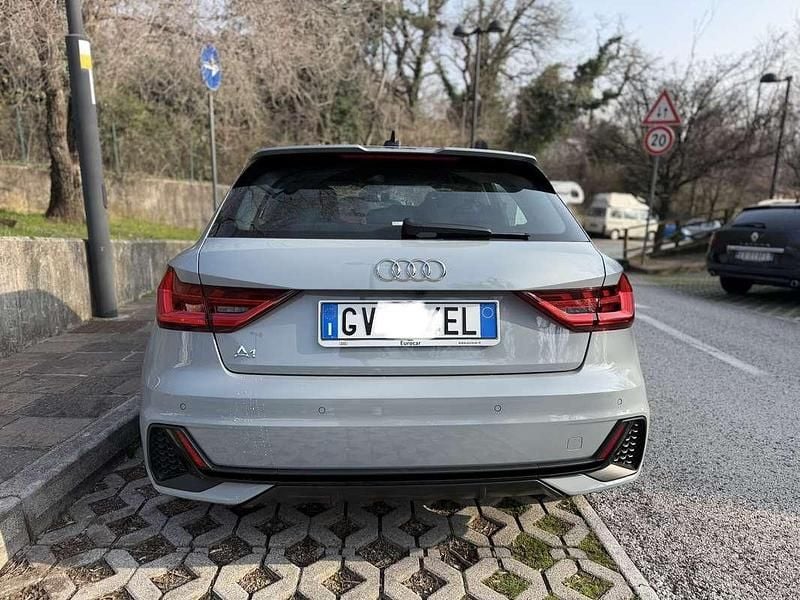 Usata Audi A1 Sportback S-Line 110 CV (80 kW) 2024 Grigio Utilitaria