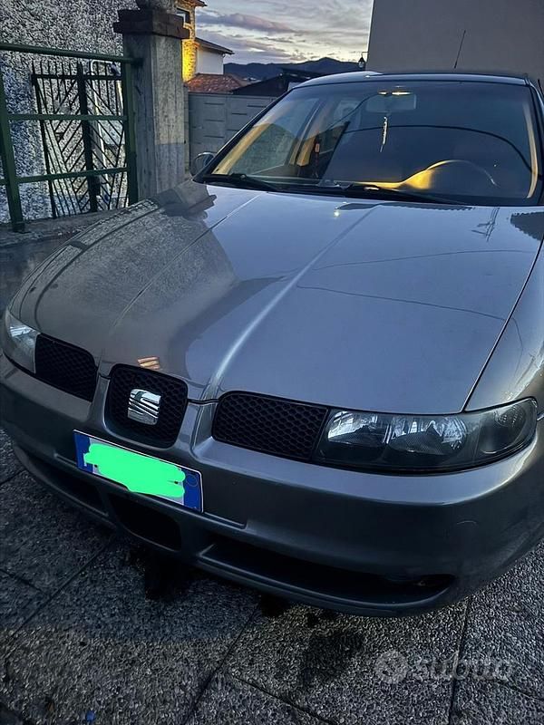 Usata Seat Leon Sport 150 CV (110 kW) 2005 Berlina