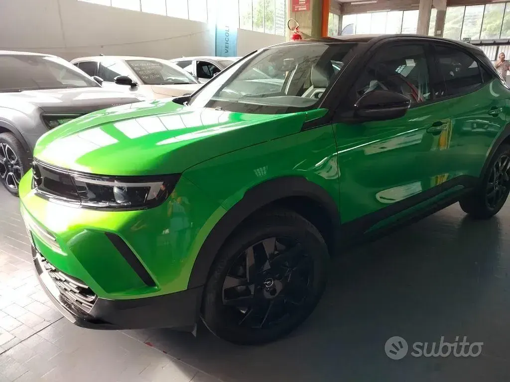 Usata Opel Mokka 131 CV (96 kW) 2024 Verde SUV