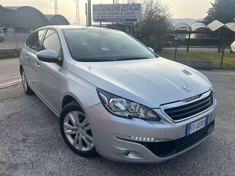 Usata Peugeot 308 SW Business-Line 120 CV (88 kW) 2016 Argento Station wagon