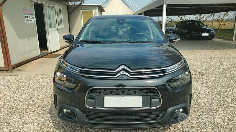 Usata Citroën C4 Shine 100 CV (73 kW) 2018 Other SUV