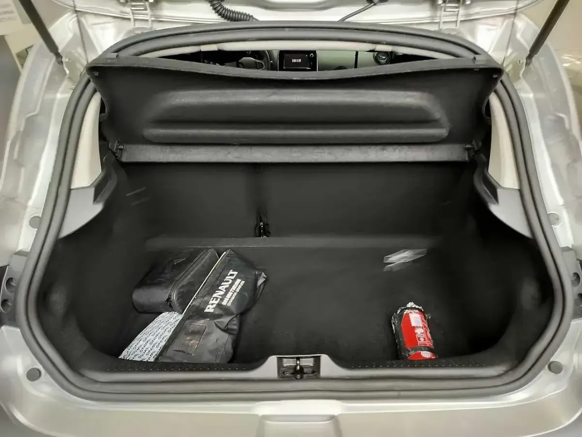 Usata Renault Clio Life 76 CV (55 kW) 2018 Argento Utilitaria