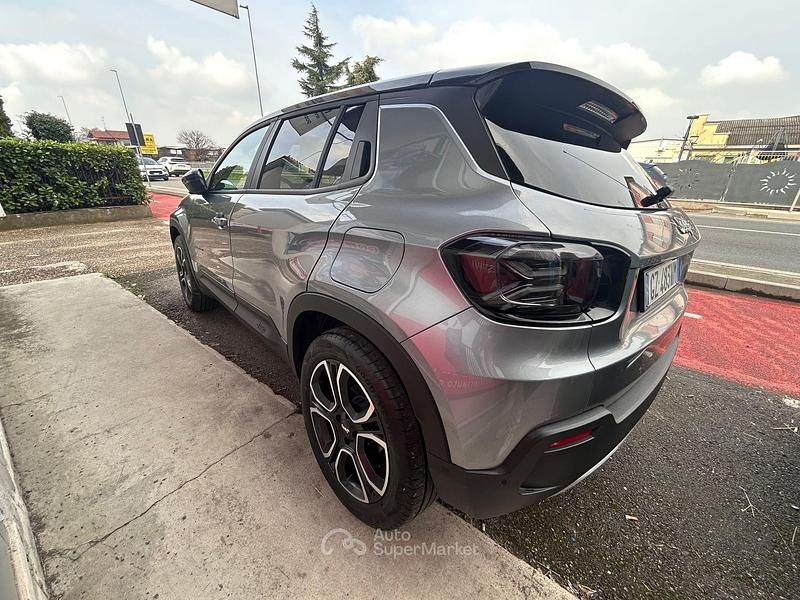 Usata Jeep Avenger Summit 101 CV (74 kW) 2025 Grigio SUV