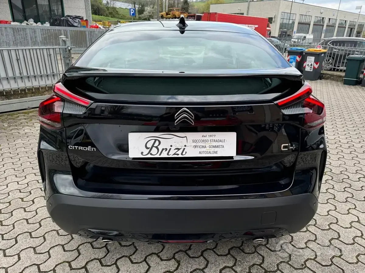 Gebraucht Citroën C4 PureTech 131 PS (96 kW) 2024 Schwarz SUV