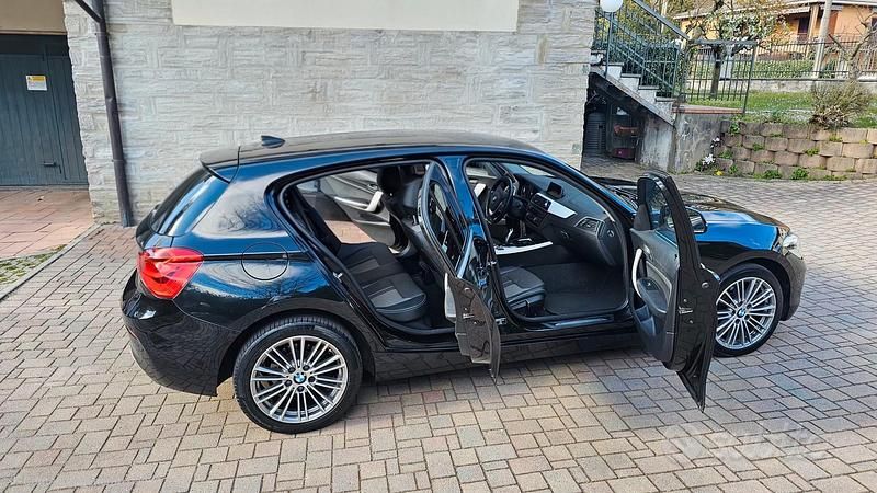 Usata BMW 116 2019 Nero Utilitaria