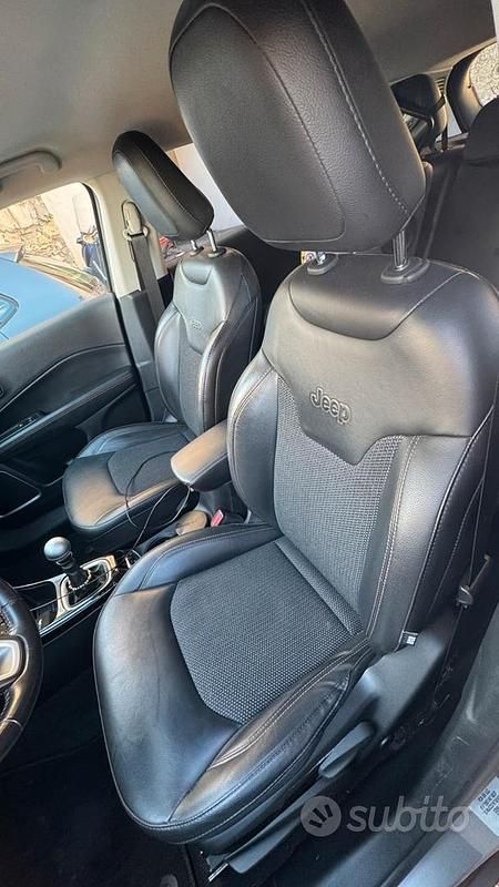 Usata Jeep Compass Limited 120 CV (88 kW) 2019 Grigio SUV