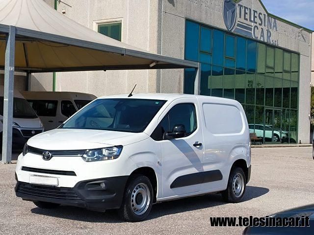 Usata Toyota Proace City City 102 CV (75 kW) 2022 Bianco(met.) Monovolume
