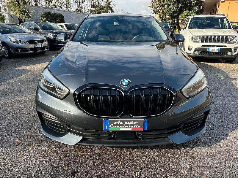 Usata BMW 116 Sport Line 116 CV (85 kW) 2020 Grigio Utilitaria